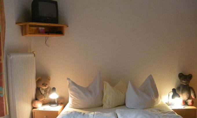 Mooswald Otro | Multi-bed room for 2-4 persons with shower/WC - Stanahof