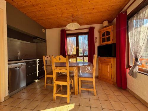 La Chapelle-d'Abondance Apartamento | Multi Pass 3€/jour/pers - Charmant 2P au centre du village, 6 pers, balcon sud, parking, non fumeur - FR-1-692-27