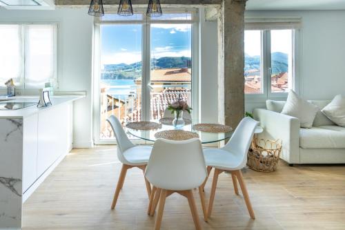 Mundaka Apartamento | Mundaka Centre by Urdaibai Rentals