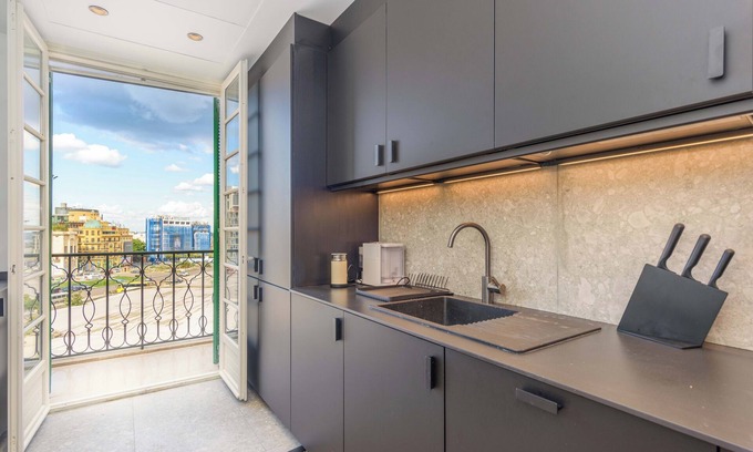 Beirut Central District Apartamento | Mundo - 2 BR Apartment at Saifi Village