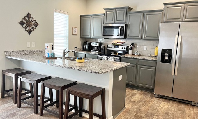 Murfreesboro Casa | Murfreesboro townhome, convenient to I-24, 30 minutes to Nashville
