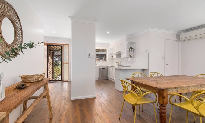 Laurieton Apartamento | Muse on Norman - Newly renovated 2 bedroom unit