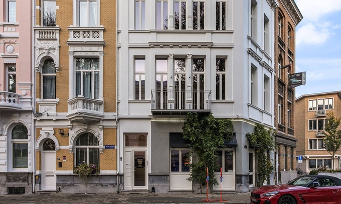 South Antwerp Apartamento | Museum Garden Views