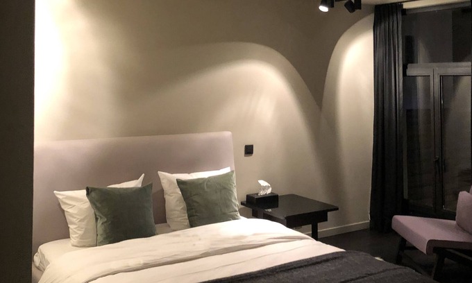 South Antwerp Casa | Museum Suites