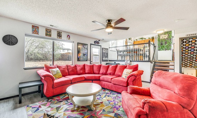 Fountain Casa | Music Themed 3-bedroom house with WiFi, AC and easy access to FT Carson