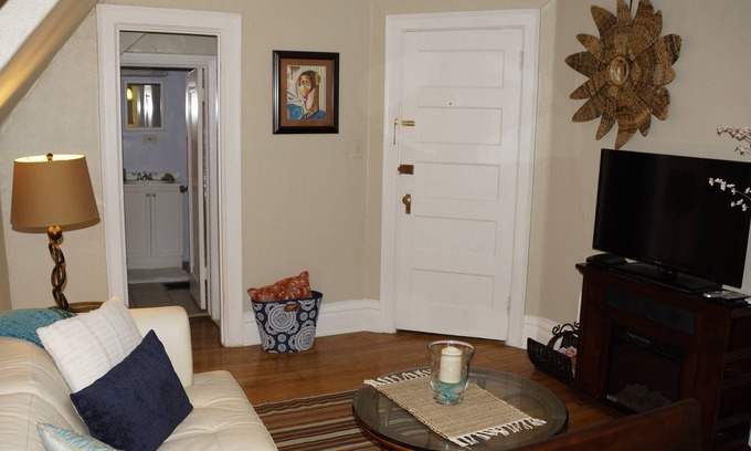 City Park West Apartamento | ¡Debes ver! Encantador en el tranquilo vecindario de Dwntwn, Walk / Bike Everywhere # 3