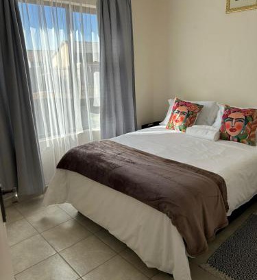 Mangaung Apartamento | MV self-catering Linden