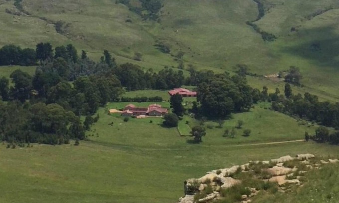 Phumelela Cabina | Mvemve Lodge at GrootPoort