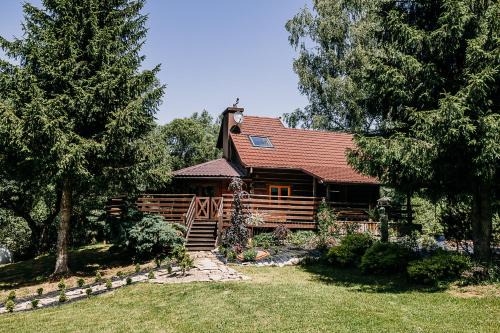 Wojtkowa Casa | Myśliwska chata na skraju lasu