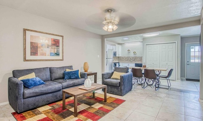 El Paso Casa | My Cozy Duplex “A” in the Heart of West Side