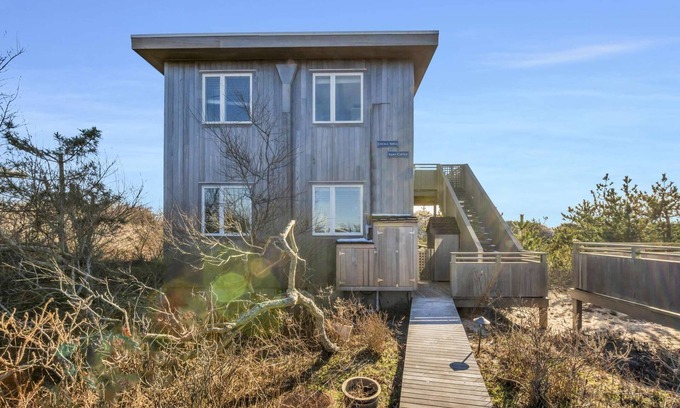 Napeague Cabaña | My Humble Abode 2BR Beachside Home | TennisPoolPKG