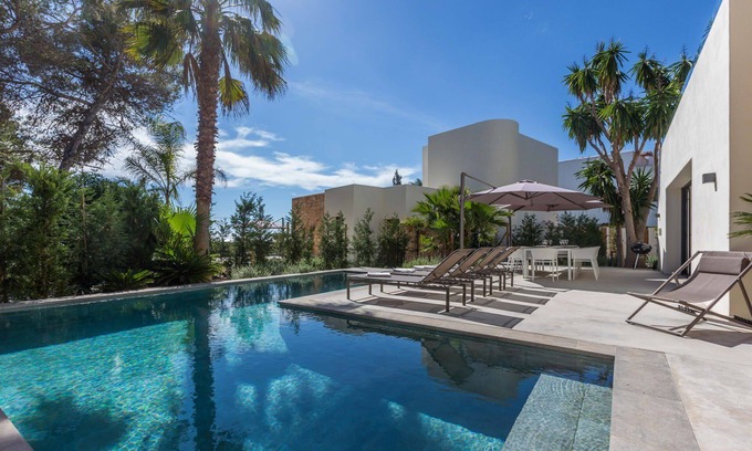 S'Argamassa Villa | Villa en Santa Eulalia Del Río con 5 habitaciones, capacidad 10