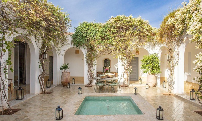 Sidi Abdallah Ghiat Villa | Villa en Aït Amara con 5 habitaciones, capacidad 10