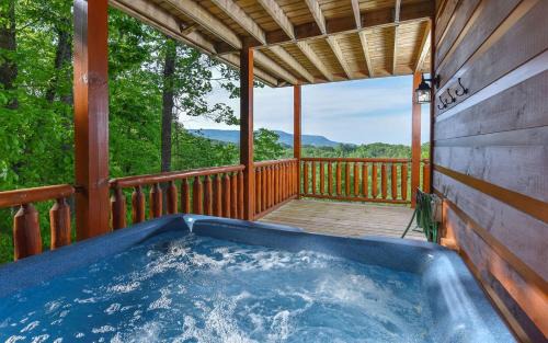 Gatlinburg - Pigeon Forge Villa | My Runaway Wagon Retreat