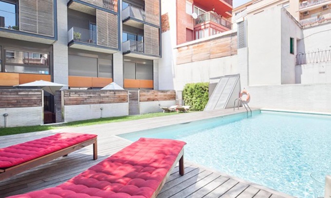 El Putget i Farro Apartamento | My Space Barelona 2 dúplex hasta 16 personas con terraza y piscina en el centro