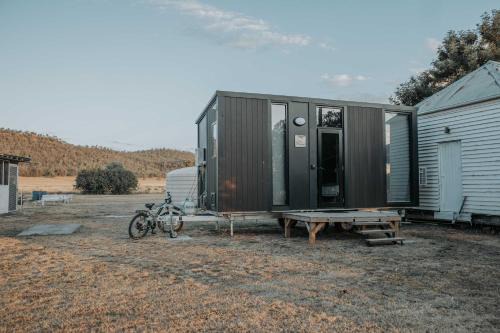 Gravesend Casa | Myall Vale Rest House by Tiny Away