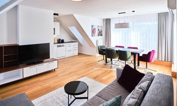 Favoriten Apartamento | MyFavorit Apartments - Spacious Apartments next to Puplic Transport U1 direct connection to Citycenter