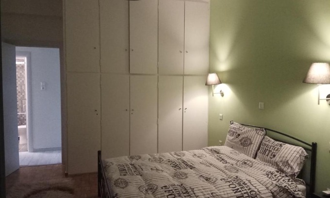Peristeri Apartamento | MyHome! Modern, huge, central, quiet, clean