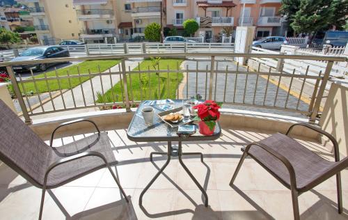 Nea Peramos Apartamento | Myrsini's Apartment