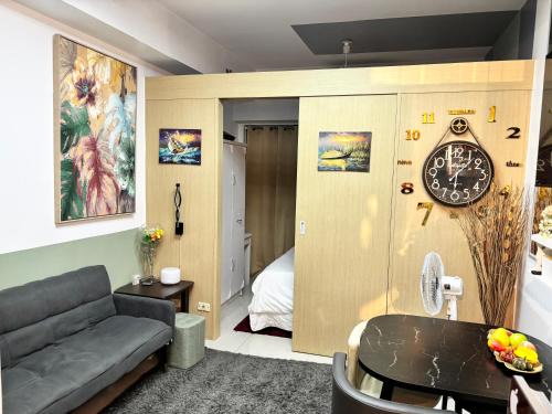 Santo Cristo Apartamento | MyrVin at Grass Residences, QC