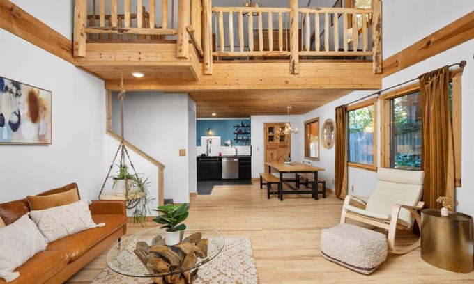 Zigzag Casa | Mystic Mountain