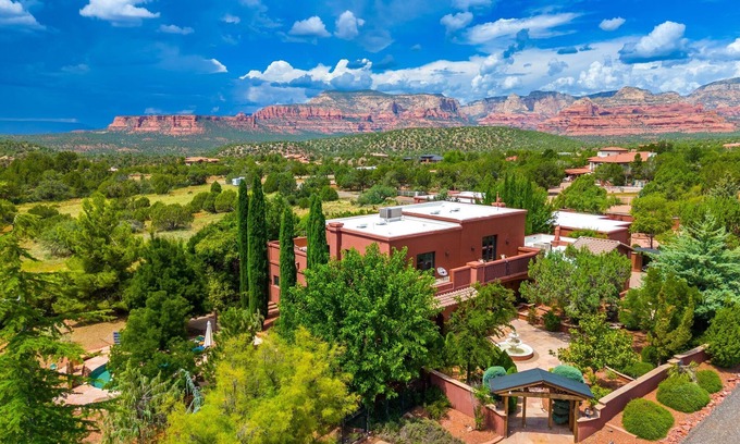 West Sedona Casa | Mystic Sunset by AvantStay | Pool & Views + Casita