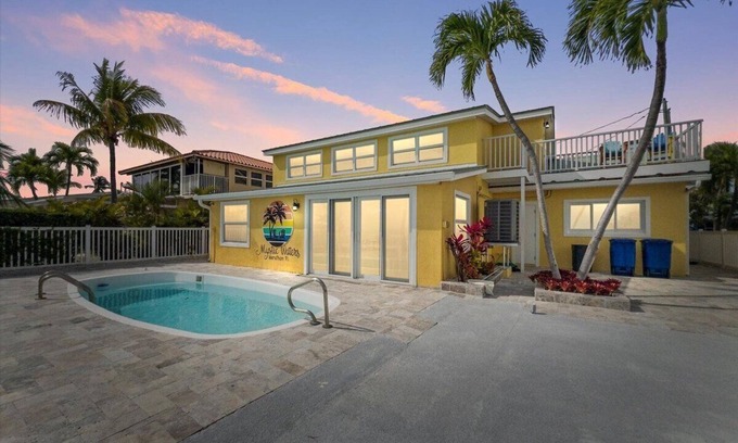 Little Venice Casa | Mystic Waters~ Open Ocean Views, Private Pool!