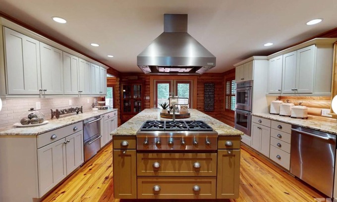 Hillsborough Cabina | Mystical Retreat 10+ Acres in an Enchanting Forest