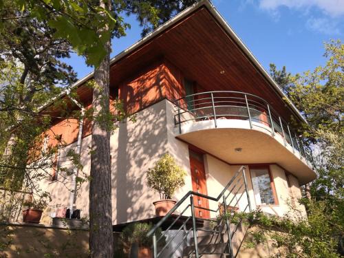 Orbanhegy Casa | Nárcisz 1