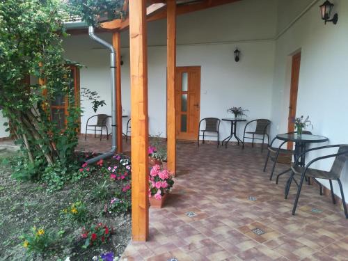 Nagykoru Casa | Négy Tücsök Vendégház