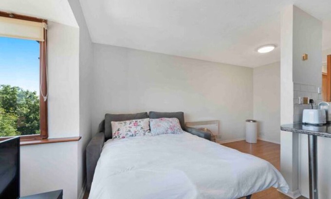 East Acton Apartamento | N.Acton QUIET COSY 1 BED-PRIVATE FREE PARKING