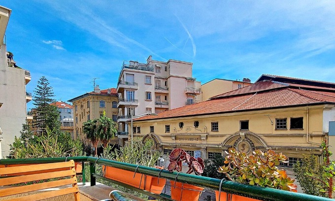 Gambetta Apartamento | N&J - PANTAI - Central - Close sea - Balcony