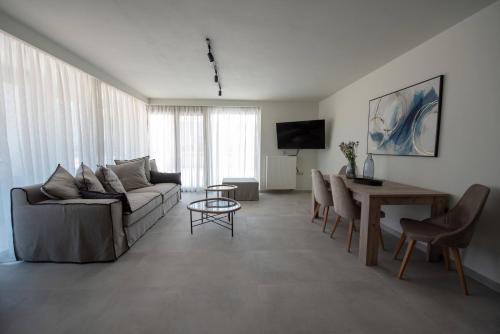 Igoumenitsa Apartamento | N & M Suites