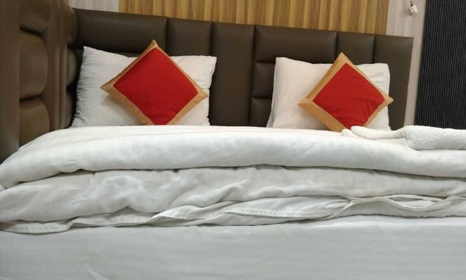 Danapur Hotel | N.s Hotel Banquet & Cafe By GRB