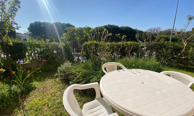 Sirolo Apartamento | N296 – Numana, three-room apartment with garden and parking space