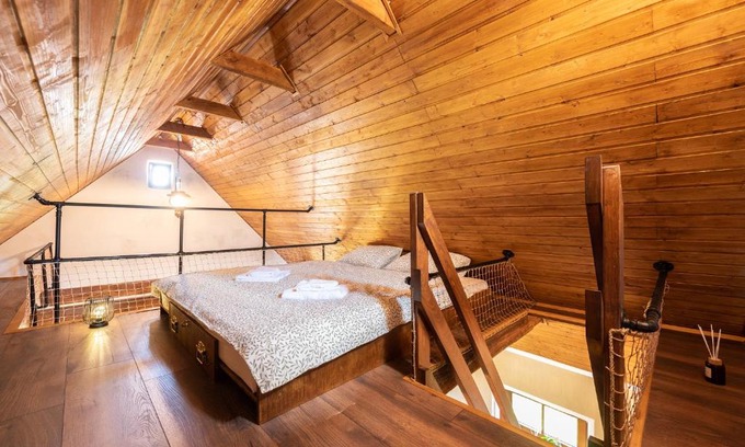 Pavlov Casa | Na cestě