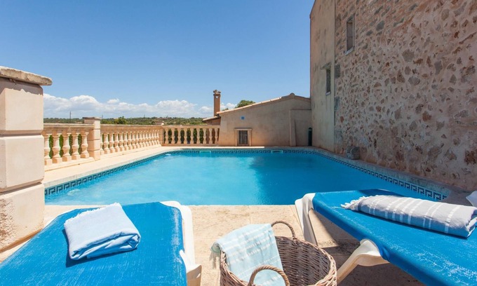 Ses Salines Cabaña | Na Frare. Casa de campo con piscina, jardín para máximo 6 personas. Ses Salines