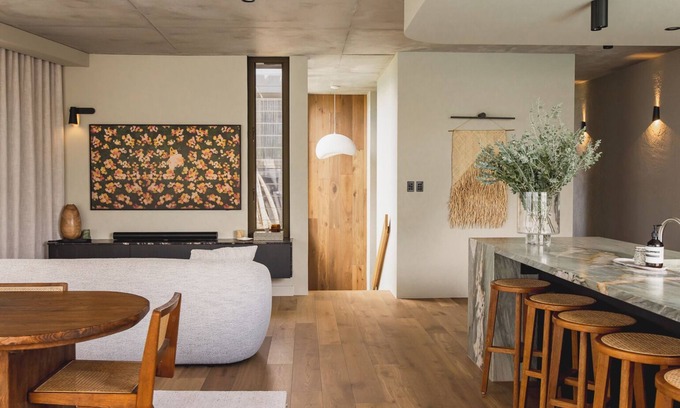 Marcoola Apartamento | NACRE - curated, layered luxury. Steps to the Beach