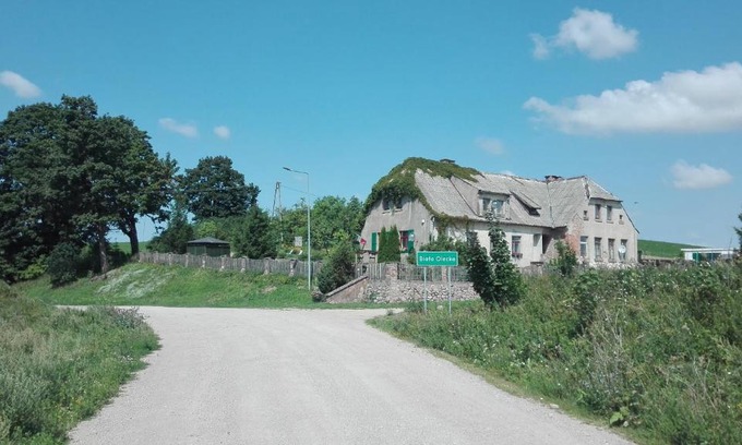 Biała Olecka Casa | Nad stawem