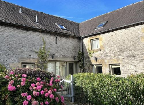 Crowdecote Casa | Nadin Cottage