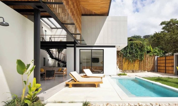 Playa Hermosa Cóbano Villa | Naia Surf Villa East Walk