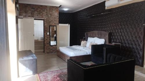 Nelspruit Hotel | Naldorado Executive Villa