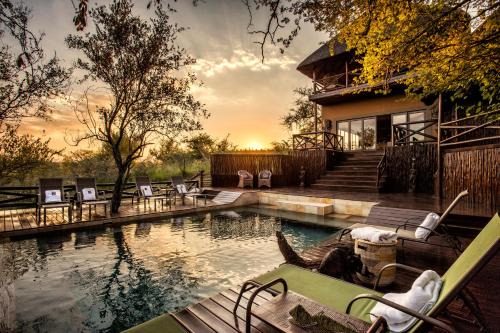 Maruleng Cabina | Naledi Lodges