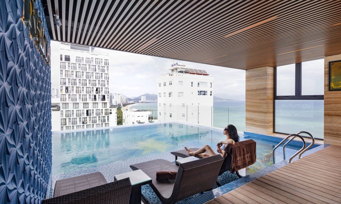 Tran Phu Beach Hotel | Nalicas Hotel
