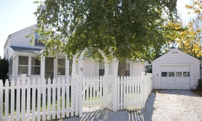 Westport Cabaña | Cloud 9, bungalow de playa dulce en Saugatuck Shores