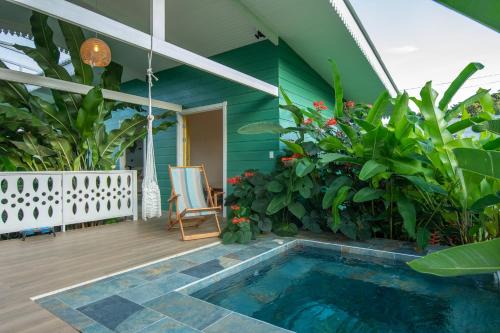 Cahuita Casa | Namaitamí Casa Hermosa con AC y piscina a Solo 650 Metros del Parque Nacional Cahuita