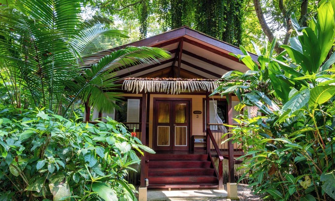 Chiguata Hotel | Namuwoki Lodge
