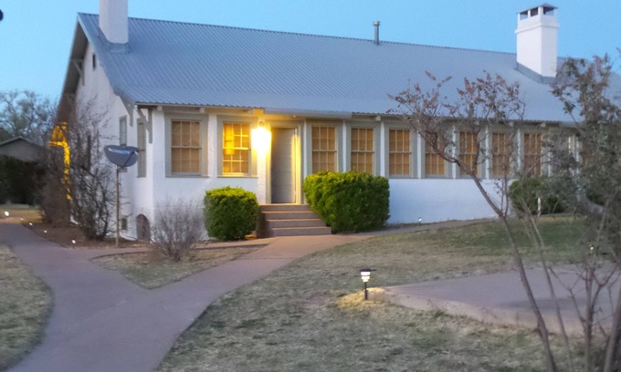 Faywood Casa | NAN Ranch Lodge - retiro de grupo / familia zona de Silver City y desierto de Gila