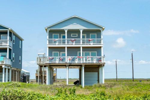 Freeport Casa | Nana & Pops Beachfront Home - Family Friendly
