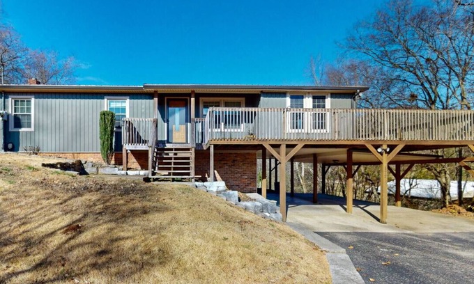 Fayetteville Casa | Nana’s Place @ Possum Hollow